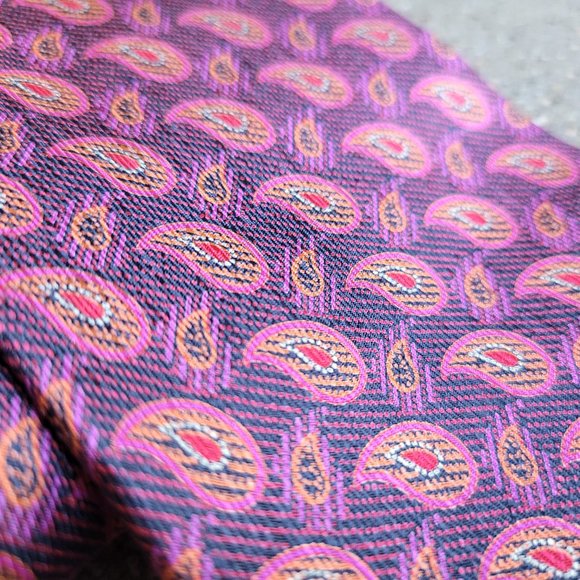 3/$20 - Distinction (Ryan Seacrest) Tie - Picture 2 of 3